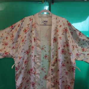 Vanity Fair Polyester Half Robe